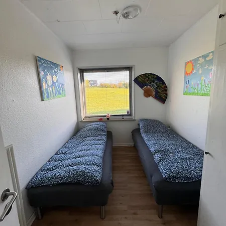 Hus Taet Pa Danfoss Universe Og Nordborg